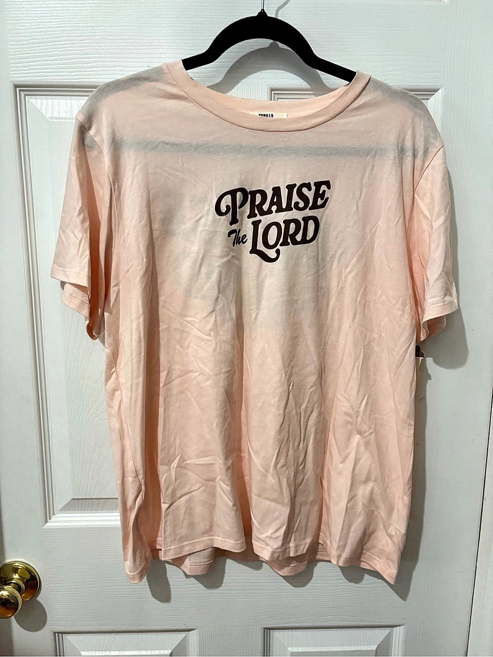 Vanilla Latte Praise the Lord Graphic Tee Graphic Short Sleeve Tee in Pink NWT l
